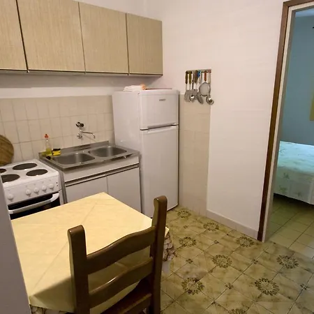 4451d * Korčula